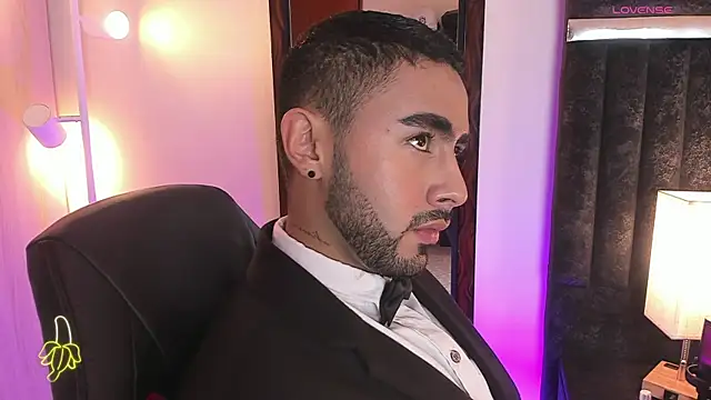 ItsMeEros online show from 11.14.25