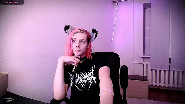 Snapshot of Littlepinkcat chatting on 02.06.26 Littlepinkcat online show from 02.06.26