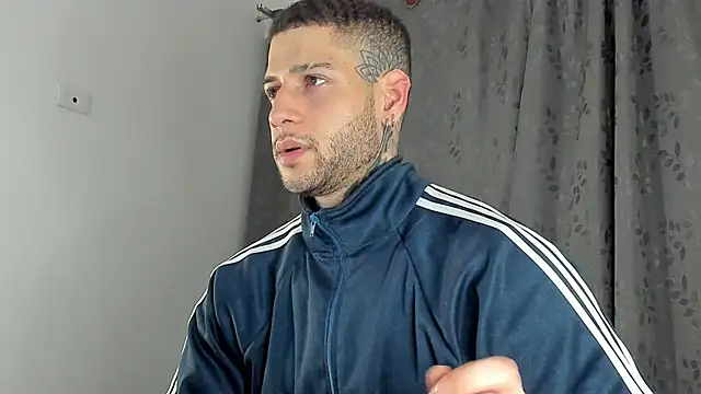 Snapshot of _jamesleandros1 chatting on 01.17.26 jamesleandros1 online show from 01.17.26