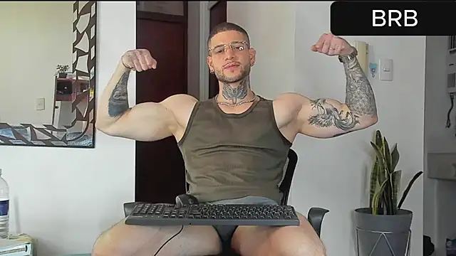 Snapshot of _jamesleandros1 chatting on 01.18.26 jamesleandros1 online show from 01.18.26