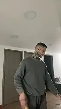 Snapshot of _jamesleandros1 chatting on 02.20.26 jamesleandros1 online show from 02.20.26