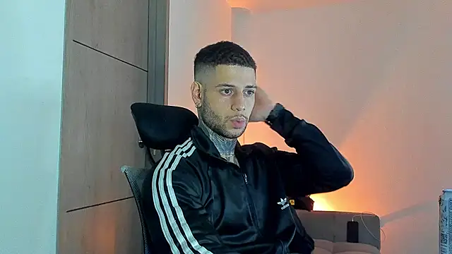  jamesleandros1 online show from 06.10.26