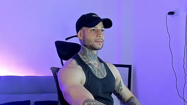  jamesleandros1 online show from 06.14.26