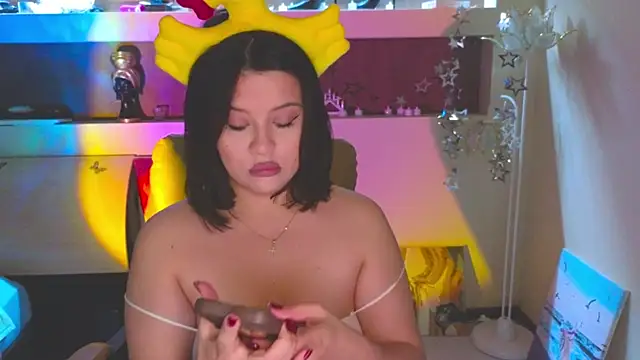 Malika uAngel online show from 10.25.25