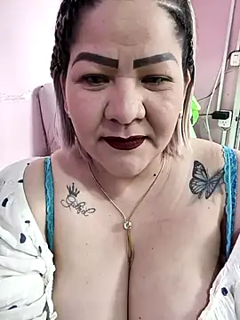 Snapshot of Dalessa_Bigtits chatting on 05.02.26 Dalessa Bigtits online show from 05.02.26