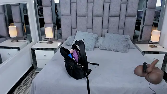 EMMAHILL1 online show from 01.17.26