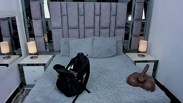 EMMAHILL1 online show from 04.07.26