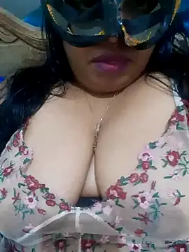 Snapshot of chubby_wife chatting on 01.18.25 chubby wife online show from 01.18.25