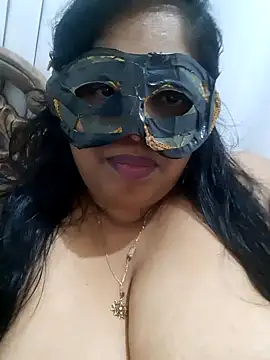 Snapshot of chubby_wife chatting on 02.22.25 chubby wife online show from 02.22.25