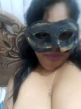 Snapshot of chubby_wife chatting on 03.02.25 chubby wife online show from 03.02.25