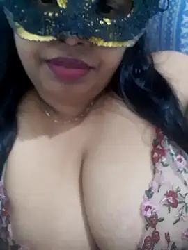 Snapshot of chubby_wife chatting on 09.25.25 chubby wife online show from 09.25.25