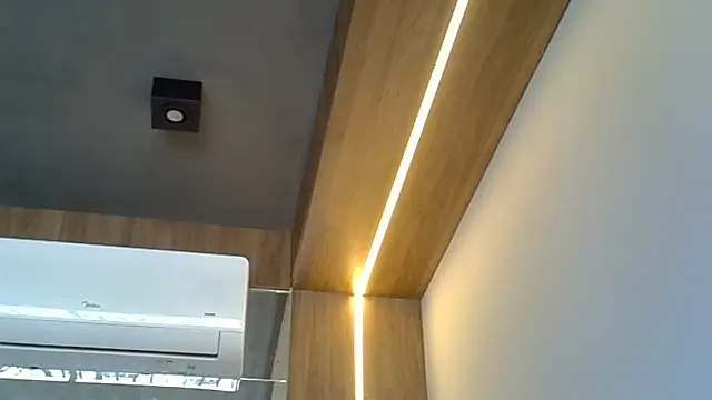 Skinny-Kitten online show from 09.27.25