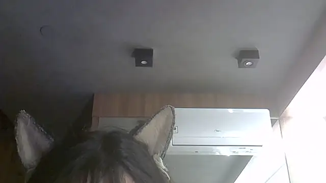 Skinny-Kitten online show from 02.09.26