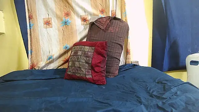 Snapshot of Cute_boy2000 chatting on 02.03.25 Cute boy2000 online show from 02.03.25