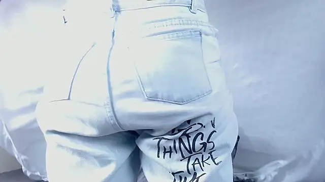 EmmaWilliamss online show from 01.17.26