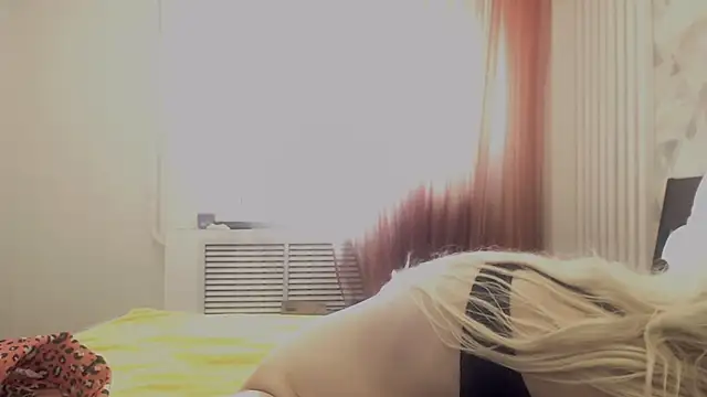 KyliePag online show from 07.20.26