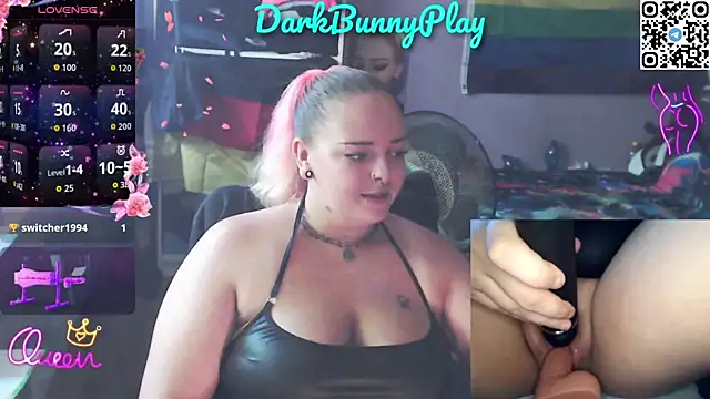 Snapshot of DarkBunnyPlay chatting on 07.22.26 DarkBunnyPlay online show from 07.22.26