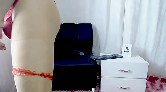 Snapshot of Astrid__V_ chatting on 02.18.25 Astrid V online show from 02.18.25