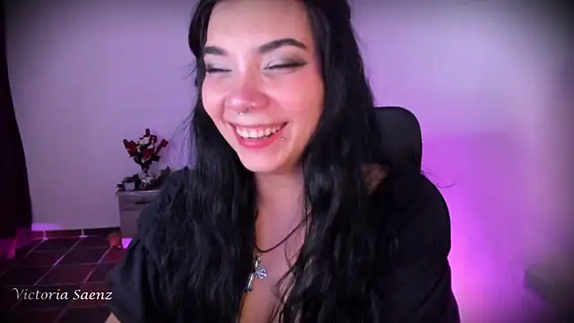 victoriaasaenz  online show from 05.09.26