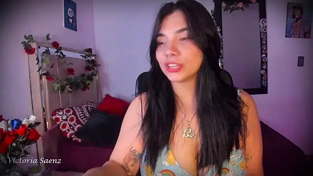 victoriaasaenz  online show from 06.18.26