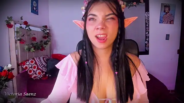victoriaasaenz  online show from 06.23.26
