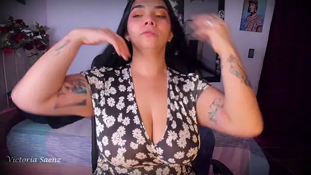 victoriaasaenz  online show from 07.23.26