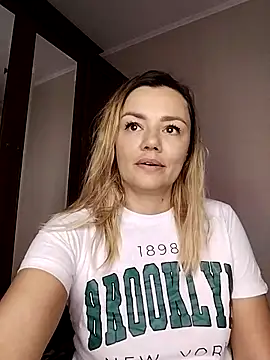 KrissSexi online show from 10.23.25