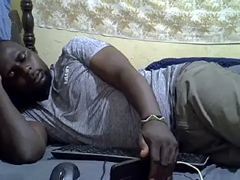 Snapshot of Leebwoy20 chatting on 12.26.24 Leebwoy20 online show from 12.26.24