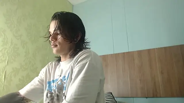 AlbertBernal69 online show from 09.24.25