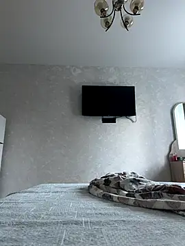 Snapshot of mihaixxx1 chatting on 11.21.25 mihaixxx1 online show from 11.21.25