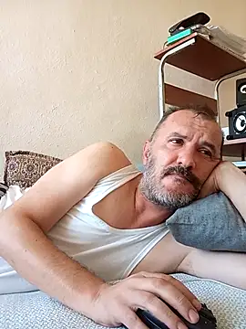 Snapshot of bestofyalcinturkey chatting on 11.14.25 bestofyalcinturkey online show from 11.14.25