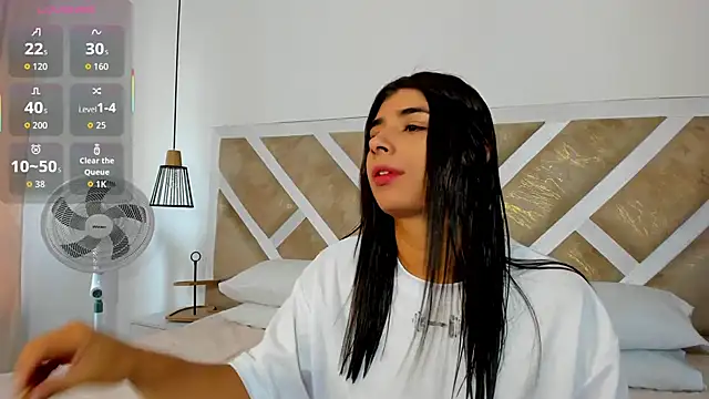 Snapshot of ZiaCalifa chatting on 03.27.26 ZiaCalifa online show from 03.27.26