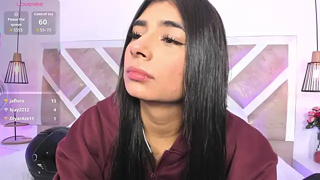 Snapshot of ZiaCalifa chatting on 05.28.26 ZiaCalifa online show from 05.28.26