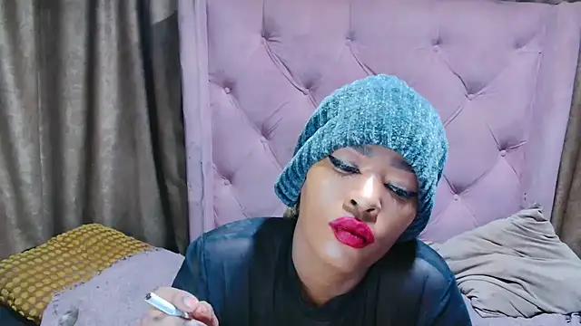 Snapshot of AFRICANGODDESSXXX chatting on 06.11.26 AFRICANGODDESSXXX online show from 06.11.26