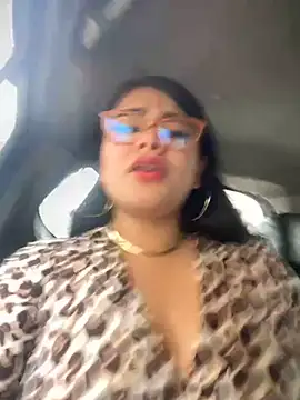 Snapshot of Insane_Issa chatting on 12.21.24 Insane Issa online show from 12.21.24