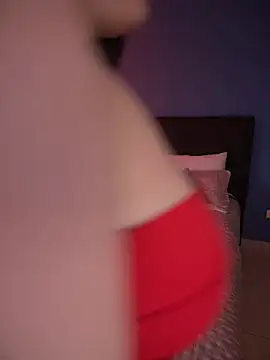 Snapshot of Insane_Issa chatting on 02.14.25 Insane Issa online show from 02.14.25