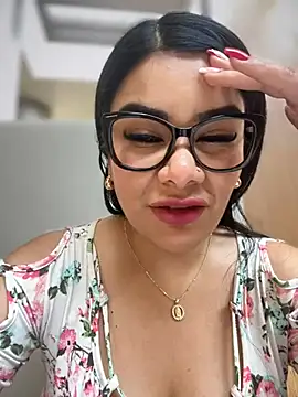 Snapshot of Insane_Issa chatting on 03.18.25 Insane Issa online show from 03.18.25