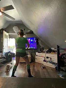 SummerBlueMoon online show from 03.17.26