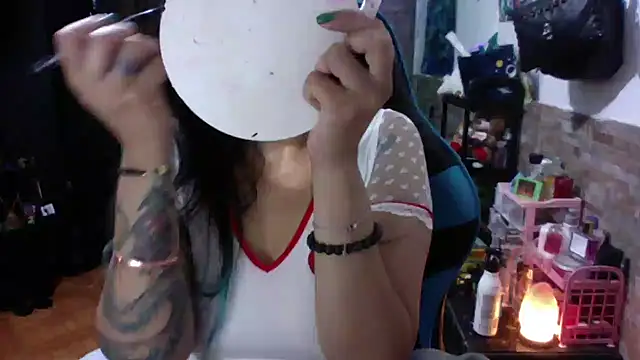 AngelaQueen  online show from 04.14.26