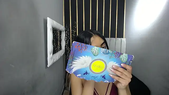 Snapshot of keizy__conte chatting on 01.11.25 keizy conte online show from 01.11.25