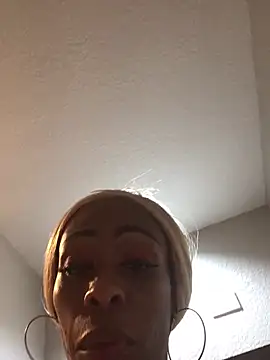 SlimBeenBadd1981 online show from 01.03.25