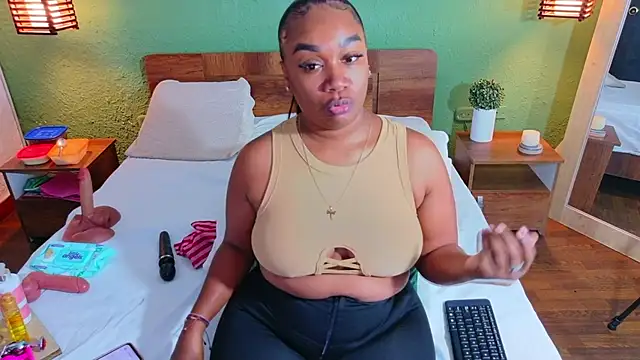 dannaahbrown online show from 04.20.26
