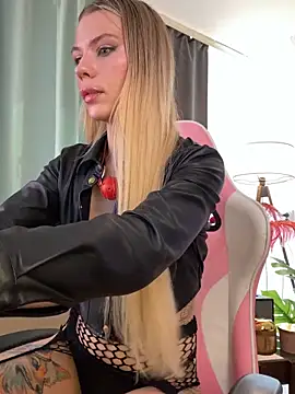 KittyKatyDream online show from 05.15.26