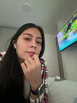 Sophie  Foxxx online show from 03.25.26