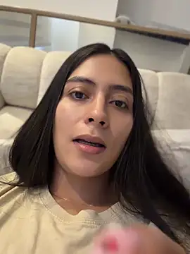 Snapshot of Sophie__Foxxx chatting on 05.05.26 Sophie Foxxx online show from 05.05.26