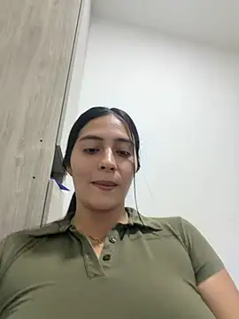 Snapshot of Sophie__Foxxx chatting on 07.14.26 Sophie Foxxx online show from 07.14.26
