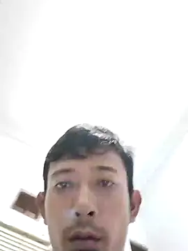 Snapshot of Dwirosebig chatting on 01.28.25 Dwirosebig online show from 01.28.25