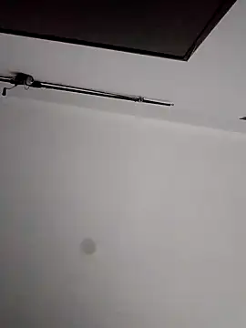 Snapshot of Dwirosebig chatting on 11.06.25 Dwirosebig online show from 11.06.25