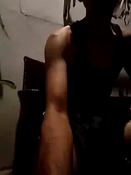 Snapshot of Dwirosebig chatting on 11.16.25 Dwirosebig online show from 11.16.25