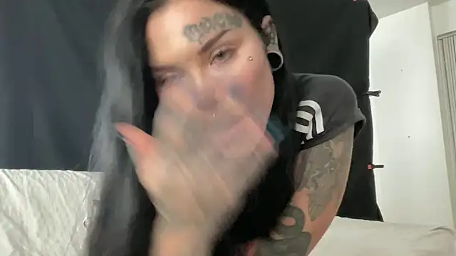 claudiacvc95 online show from 03.17.25